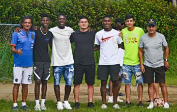 Moisés-Caicedo-tricolor-visita-Santo-Domingo