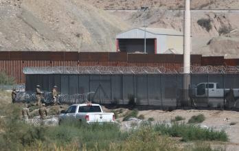 Denuncian que Texas extiende su polémica cerca en la frontera