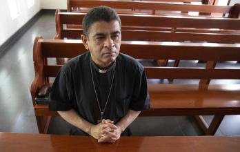 El 72 % de los nicaragüenses están en desacuerdo con la condena al obispo Rolando Álvarez