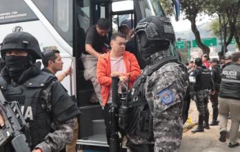 Los detenidos fueron trasladados desde diferentes sitios a Quito.