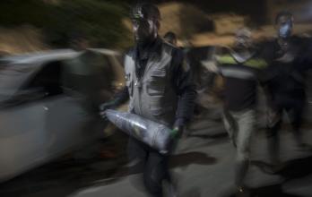Israel ataca dos hospitales en Gaza y permite la entrada de ayuda humanitaria por su frontera