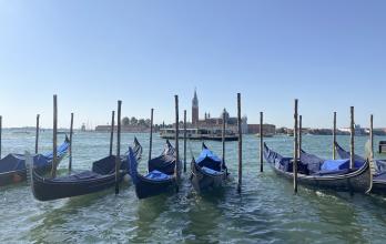 Inicia el pago para visitar Venecia entre resignación de turistas y protesta de habitantes