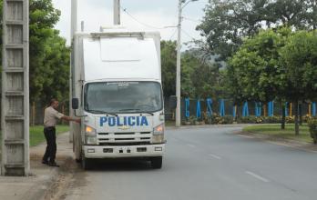 Escacez de policias e (12822206)