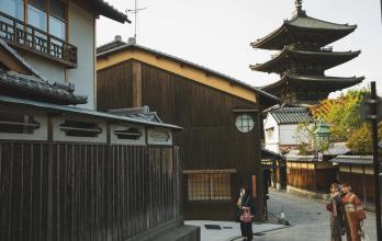 Turística pagoda nipona encara gran reparación tras 120 años y estará tapada hasta 2031