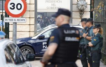 Sánchez se querella por prevaricación contra el juez que investiga a su mujer