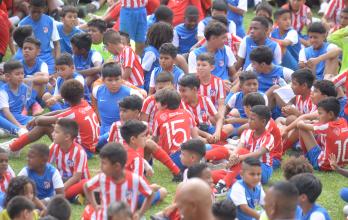 ENRIQUE CEREZO (13761221) niños atlético de madrid