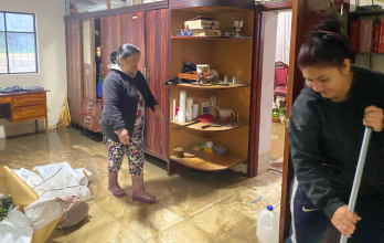 Imagen del barrio Ciudad Victoria, donde las viviendas sufrieron daños debido al colapso del sistema de alcantarillado fluvial tras las intensas lluvias.