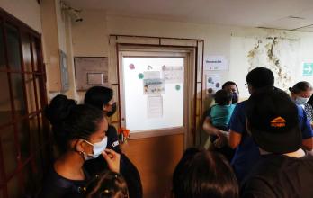 vacunación centro de salud pública Martha de Roldós dispensario 6 may 25 FR