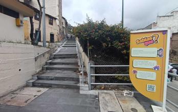 ESCALINATAS ABANDONAD (14550509)
