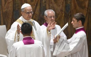 León XIV oficia este 9 de mayo de 2025, su primera misa en la Capilla Sixtina ante los 133 cardenales que este jueves le eligieron en la cuarta votación en el cónclave.
