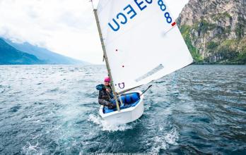 Ana Cristina Vera en competencia en el lago de Garda, en Italia