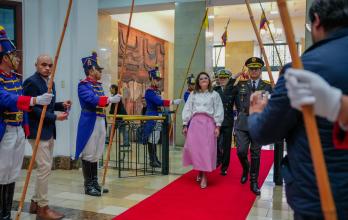 La vicepresidenta María José Pinto arribó este 26 de mayo de 2025 a la Vicepresidencia en Quito.