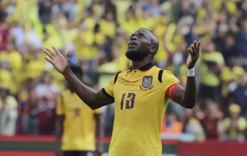 enner valencia ecuador