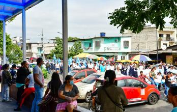 fiestas de guayaquil desfile