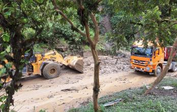 Los sectores afectados incluyen el límite provincial (km 14), El Tambo (km 34), El Retorno (km 38), y La Cascada (km 44 y 45)