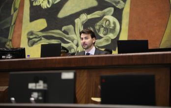 NIELS OLSEN PRESIDE LA ASAMBLEA NACIONAL