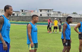 Vinicio Angulo en una entrenamientos con el Atlético Naranjal.