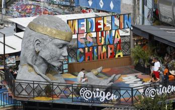 Mundo, Colombia, Medellín, Violencia urbana, Restauración urbana