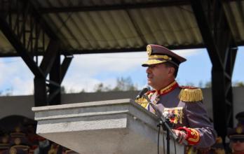 Jefe del Comando Conjunto de las Fuerzas Armadas: General de División Henry Santiago Delgado Salvador