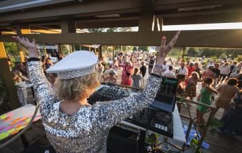 DJ Gloria