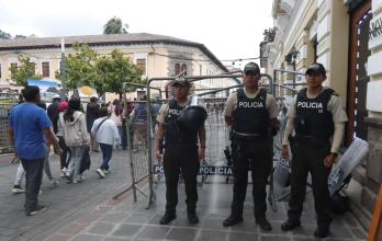 resguardo policial en el centro histórico ante movilizaciones