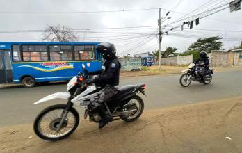 En los barrios considerados críticos los buses viajan con acompañamiento policial