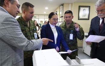Papeletas impresión referéndum 2025