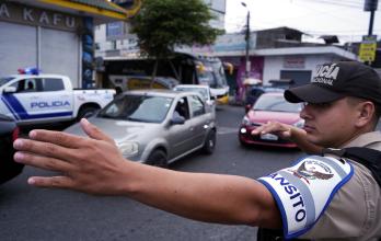policía de tránsito Durán
