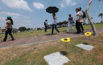 Día de los Difuntos en cementerios de Guayaquil