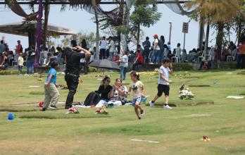 Día de los Difuntos en cementerios de Guayaquil