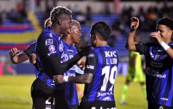 Independiente fue una fiesta en Loja, le ganó 3 - 1 a Libertad.