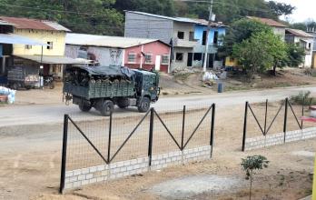 El Gobierno ha iniciado el traslado de los reclusos considerados más peligrosos del país a la cárcel del Encuentro.