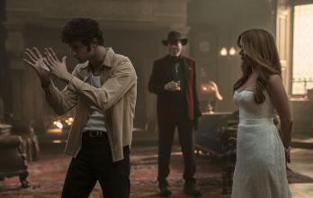 Dominic Sessa como Bosco, Morgan Freeman es Thaddeus Bradley, e Isla Fisher es Henley Reeves in Now You See Me 3.