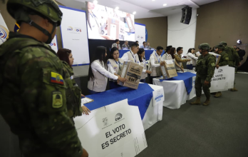 El CNE última detalles para la jornada electoral.