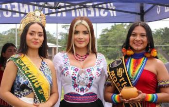 Melany Balla (centro) es la vicepresidenta de LigaPro Indígena.