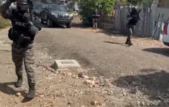 Operativo 'Embestida 51' se desarrolla en Manabí y Guayas para desarticular presunta organización criminal.