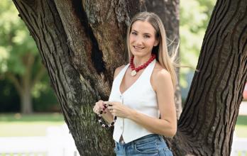 Gabriela Goldbaum CEO de Essentially Mindful