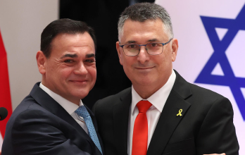 El canciller paraguayo Rubén Ramírez recibe a Gideon Saar