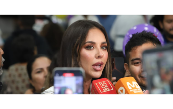Nadia Mejía Regresa a Ecuador: “Puse a Mi País en un Mapa Muy Grande”, pero Cuestiona Transparencia en Miss Universo 2025