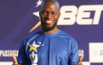 Enner Valencia se puso la camiseta de Bet593 como embajador de la marca.