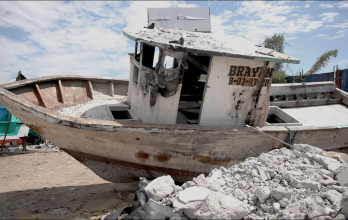 Embarcación abandonada
