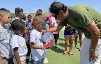 PanchoCevallos se dio tiempo para darle concejos a los chicos.