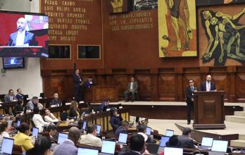 Mario Godoy en la Asamblea durante su comparecencia por los señalamientos en su contra.