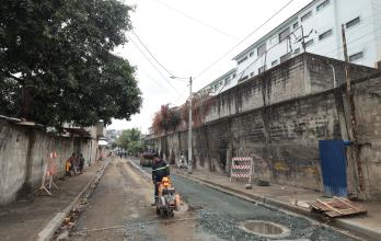 obras junto a muro que divide Ceibos Norte y Mapasingue Oeste