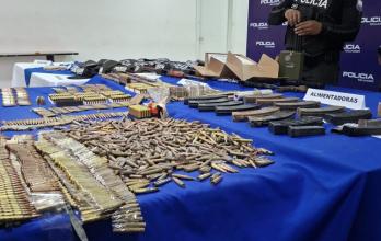 Armamento incautado por la Policia Nacional en operativo