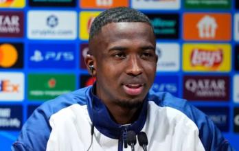 willian pacho psg rueda de prensa