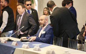 Mario Godoy enfrenta cuestionamientos y un juicio político por un supuesto incumplimiento de funciones.