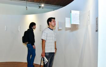 DEPORTADOS Y DESPLAZADOS