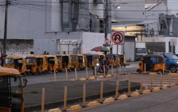 tricimotos estacionadas en el norte de Guayaquil