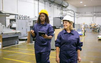 MUJERES EN LA OFICINA_03